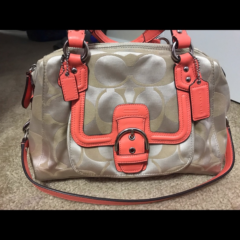 COACH medium purse